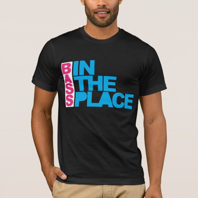 Camiseta Baixo no lugar (Frente)