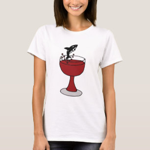 Camiseta Baleia de assassino que salta no vidro de vinho