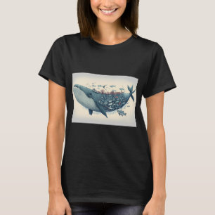 Camiseta Baleia na água com peixe. Ilustração desenhada à m