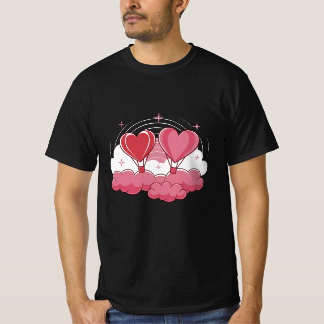 Camiseta Balões do Coração nas Nuvens - Namorados Romântico (Frente)