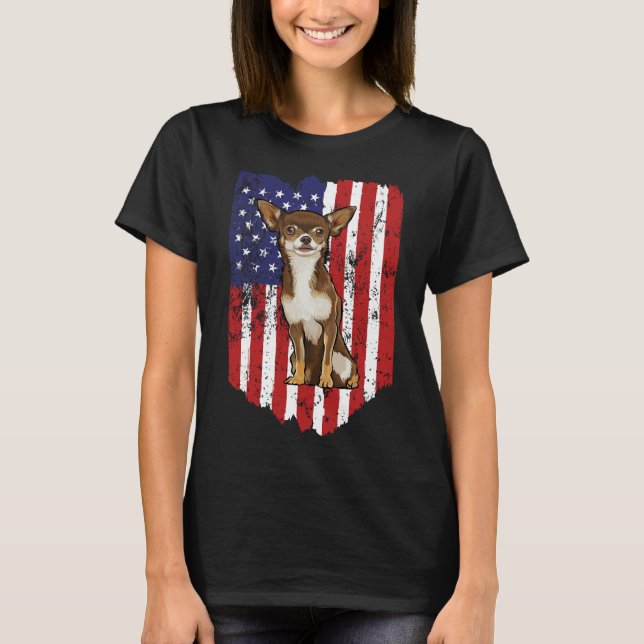 Camiseta Bandeira Americana Brown Chihuahua 4 De Julho Nos  (Frente)