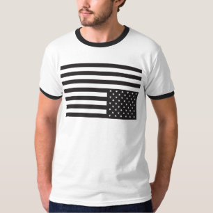 Camiseta Bandeira americana de cabeça para baixo no preto