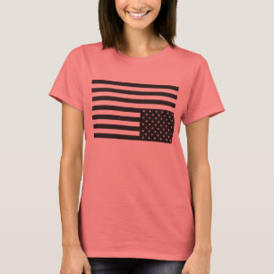 Camiseta Bandeira americana de cabeça para baixo no preto