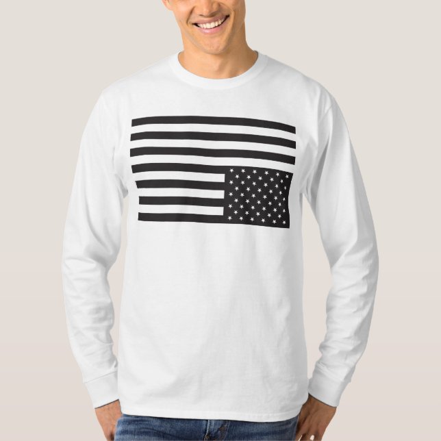 Camiseta Bandeira americana de cabeça para baixo no preto (Frente)