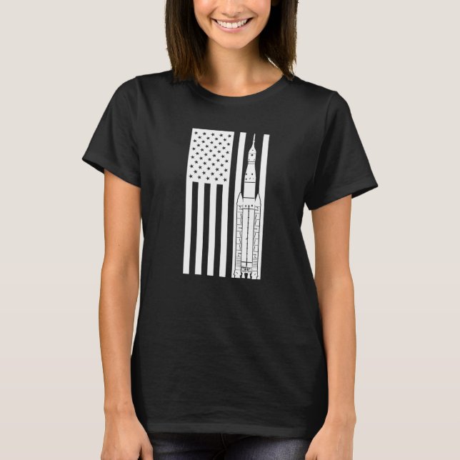 Camiseta Bandeira Americana do Foguete SLS Space Launch Sys (Frente)