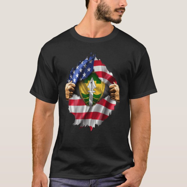 Camiseta Bandeira Americana Escondida 43ª Polícia Militar B (Frente)