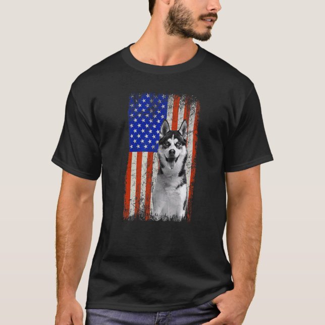 Camiseta Bandeira Americana Siberian Husky Dog Pai Mãe Pupp (Frente)
