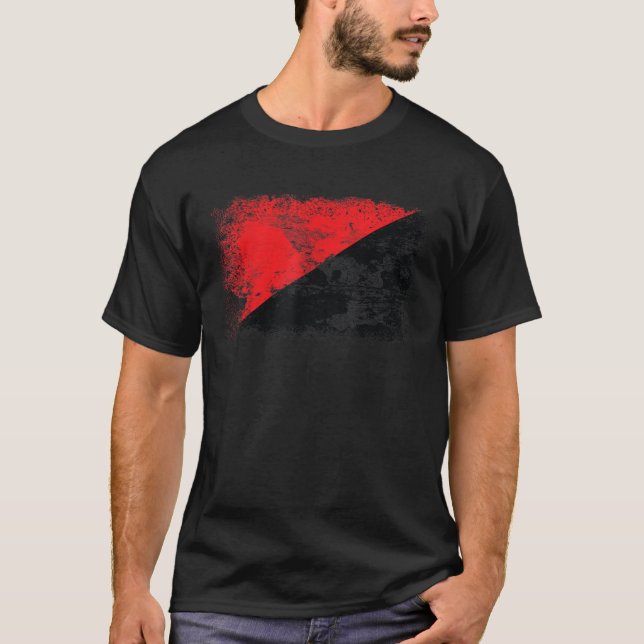 Camiseta Bandeira Anarquista Vermelha Preta Sinalizador Ana (Frente)