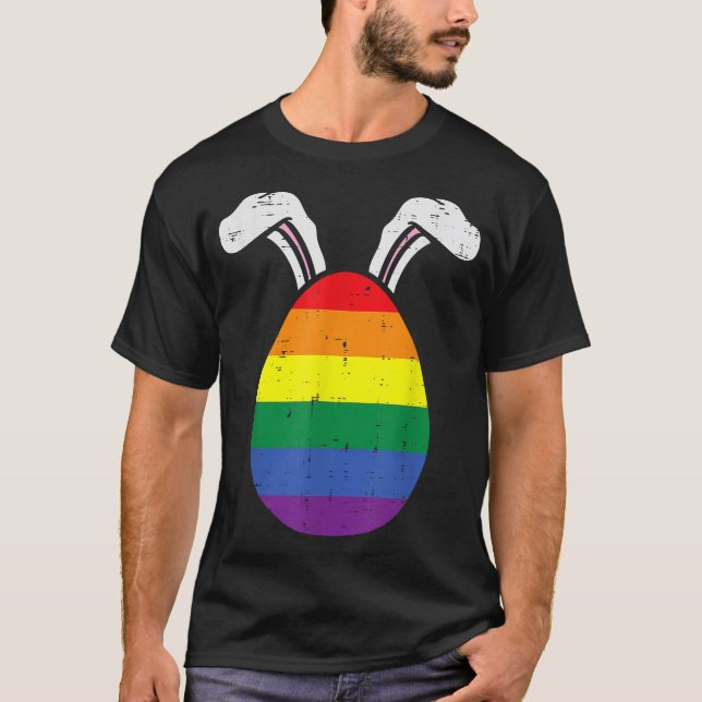 Camiseta Bandeira Arco-íris Ovo Coelho Orelhas Orgulho Gay  (Frente)