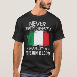 Camiseta Bandeira Da Itália Nunca Subestima Um Homem Com S
