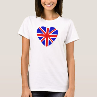 Camiseta Bandeira da União Britânica em forma de coração.