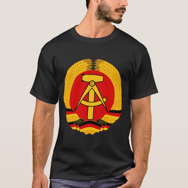 Camiseta Bandeira de East Germany (Frente)