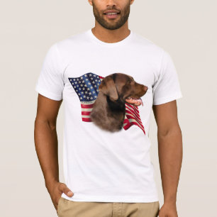 Camiseta Bandeira de labrador retriever do chocolate