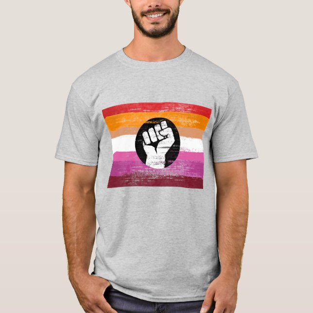 Camiseta Bandeira de Protesto Pintada Lésbica (Frente)