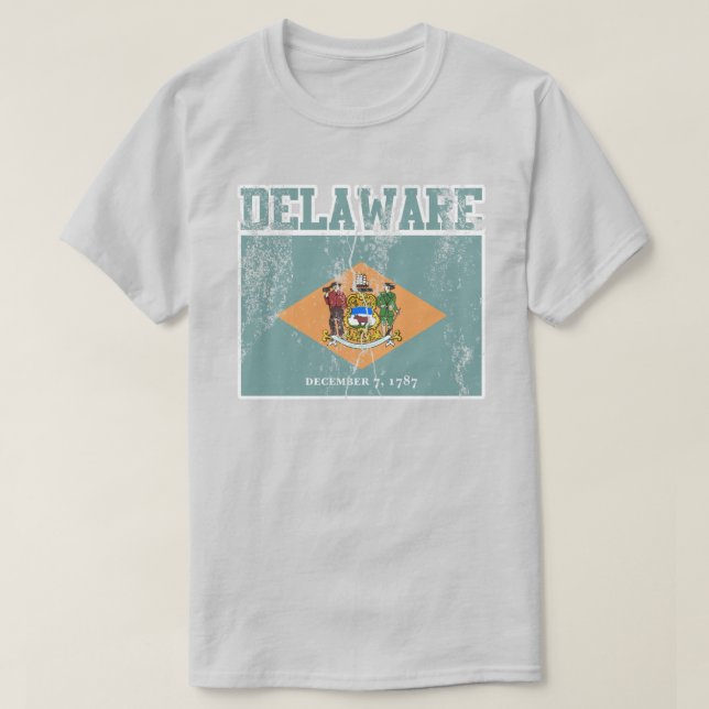 Camiseta Bandeira do Estado de Delaware T-Shirt (Distante) (Frente do Design)