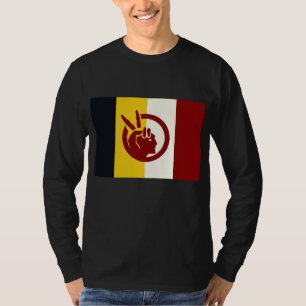 Camiseta bandeira do Movimento Indígena Americano