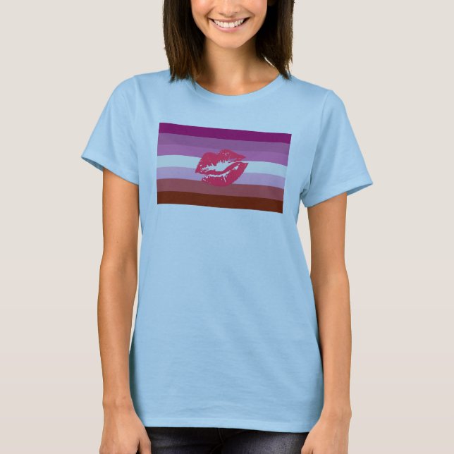 Camiseta Bandeira do Orgulho Lésbico de Batom (Frente)