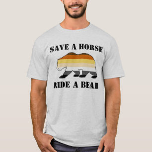 Camiseta Bandeira do Orgulho Urso Gay Salve Um Cavalo Monte