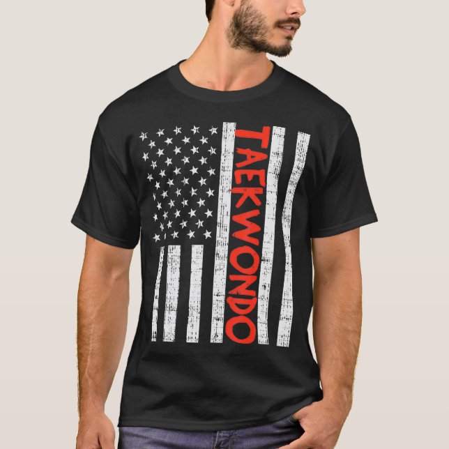 Camiseta Bandeira dos EUA Taekwondo Vintage Artes Marciais  (Frente)