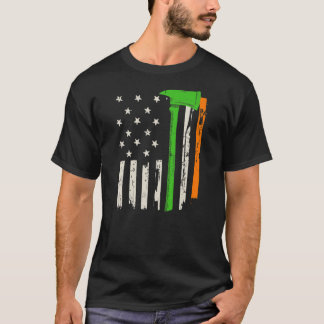Camiseta Bandeira e Ax do Bombeiro Irlandês Americano 