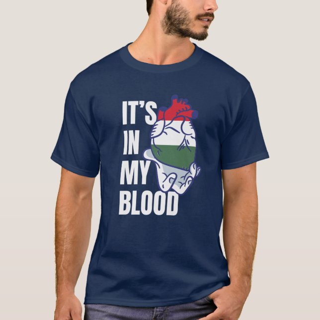 Camiseta Bandeira Húngara Coração Veias Sanguíneas Mão Hung (Frente)