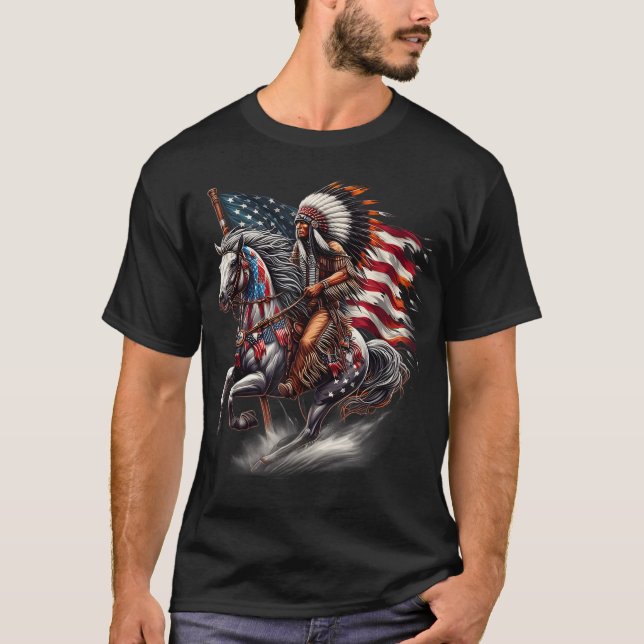Camiseta Bandeira Nativo Americana Indiano Cavalo Andando 4 (Frente)