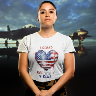 Camiseta Bandeira Vermelha Branco Azul, Forma Coração