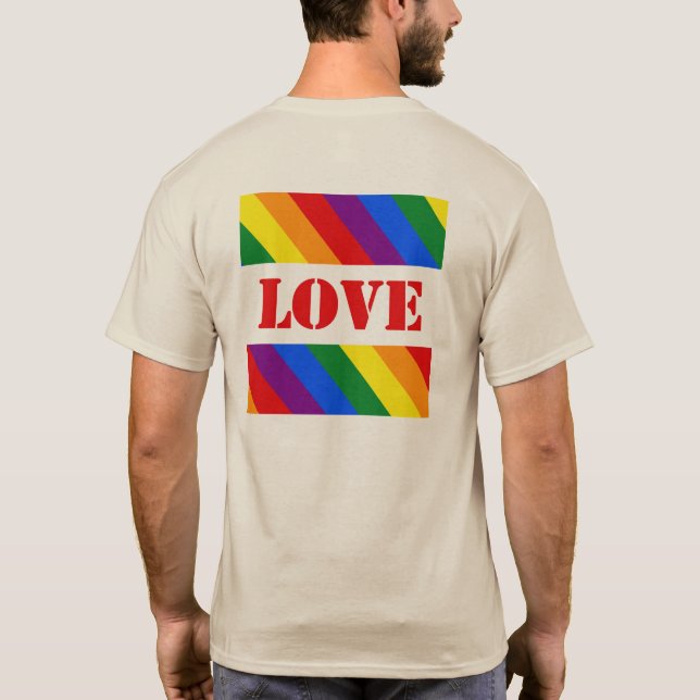 Camiseta Bandeiras do Arco-Íris LGBTQ+ para o Mês do Orgulh (Verso)