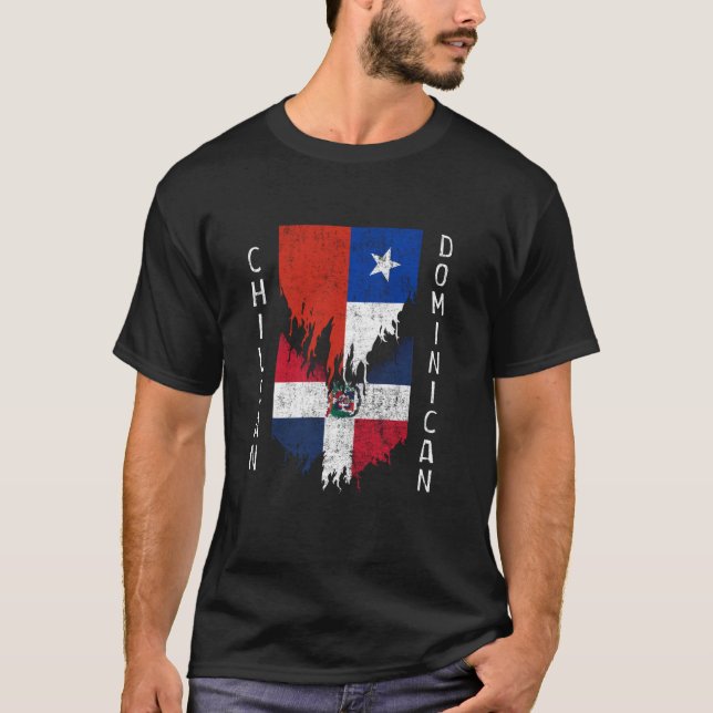 Camiseta Bandeiras Dominicanas chilenas amontoadas Torn Chi (Frente)