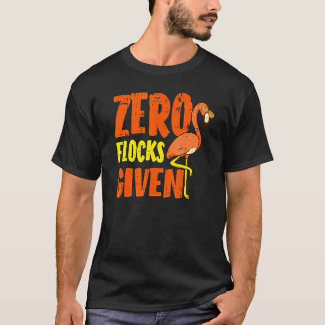 Camiseta Bando Zero Dado Flamingo Rosa Ave Pernalta (Frente)