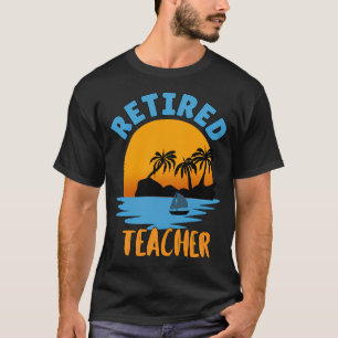 Camiseta Banqueiro Aposentado Indo Pescar