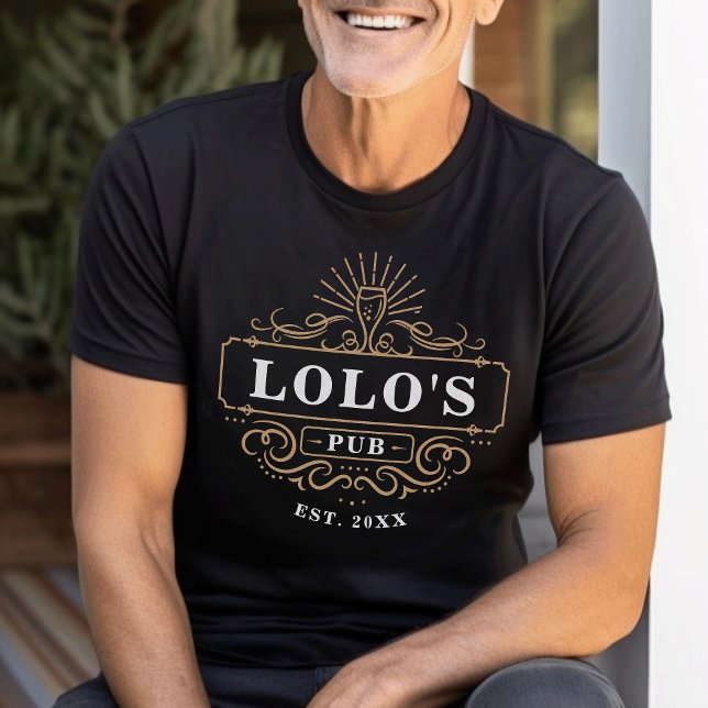 Camiseta Bar Doméstico Pub do Custom Lolo - Ano Estabelecid (Criador carregado)