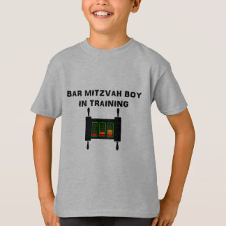 Camiseta Bar Mitzvah Boy no treinamento clássico - T-shirt