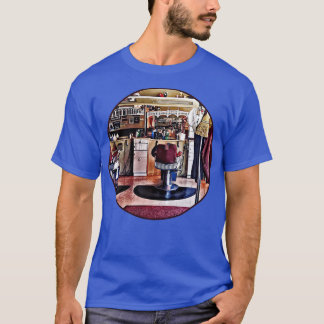 Camiseta Barbearia com rack de casaco