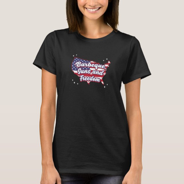 Camiseta Barbeque Guns and Freedom Patriotic Military Patri (Frente)