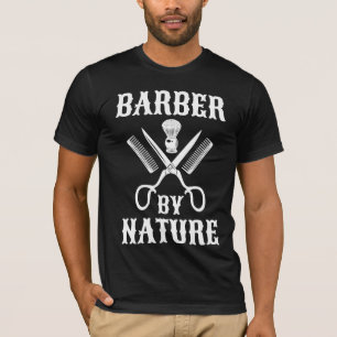Camiseta Barber By Nature - Barbearia de Cortes