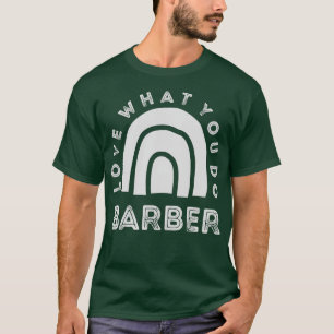Camiseta Barber Rainbow Ame o que você faz