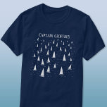 Camiseta Barco à vela Capitão T-Shirt Personalizado<br><div class="desc">Barcos de vela correndo em um mar espumante. Uma design náutica divertida para quem gosta de navegar. Arte original de Nic Squirrell. Altere o nome para personalizar.</div>