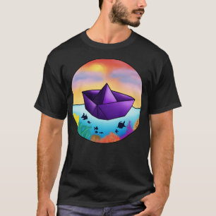 Camiseta Barco De Papel Na Superfície Do Sol No Mar