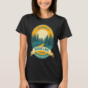 Camiseta Barco de Pesca Acampamento Lago Férias Boone Lake