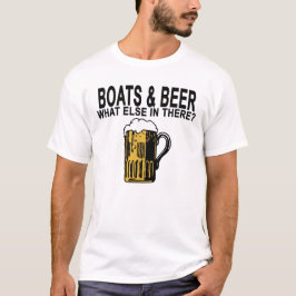 Camiseta Barco e cerveja T-Shirt.png engraçado