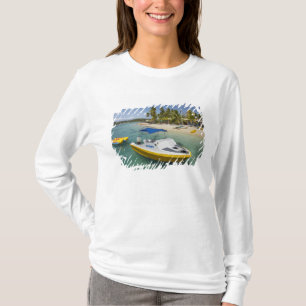 Camiseta Barco motorizado e barco banana