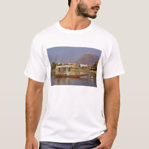 Camiseta Barco pequeno, Lago Pichola, Udaipur, Índia.