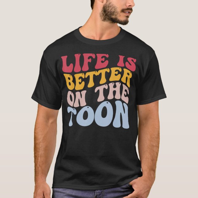 Camiseta Barco Pontoon Navegando A Vida Da Barreira É Melho (Frente)