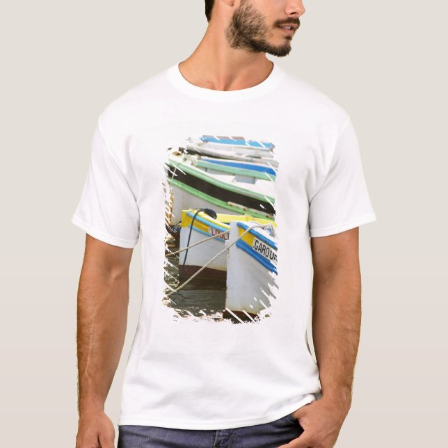 Camiseta Barcos de pesca tradicionais pintados em (Frente)