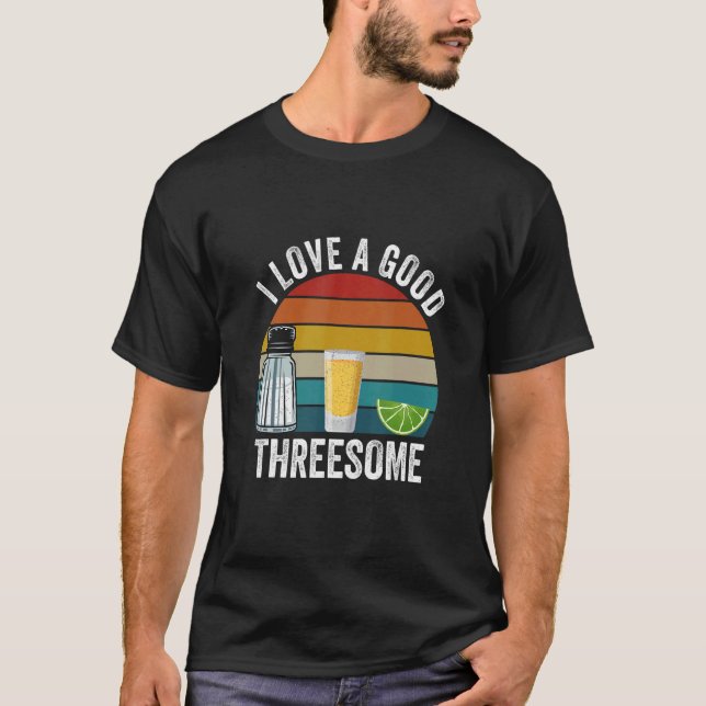 Camiseta Barman, Eu Adoro Um Bom E Triste Bartender Bebendo (Frente)