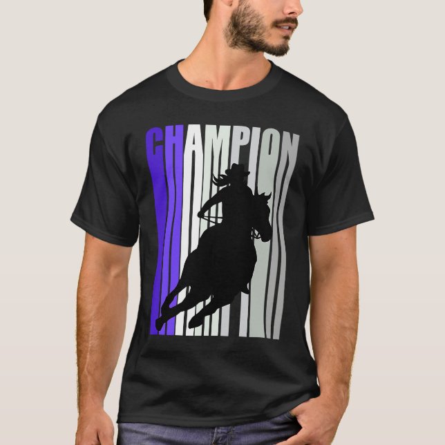 Camiseta Barrel Racing Champion Horse Riding Cowgirls Rides (Frente)