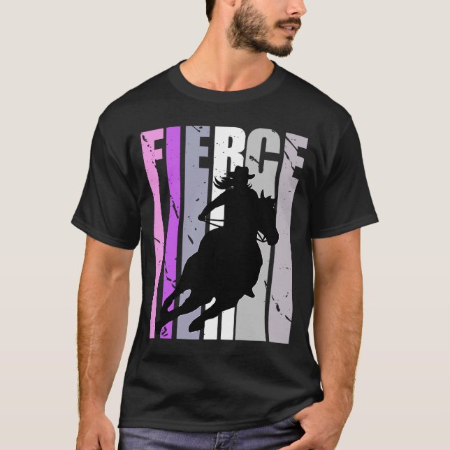 Camiseta Barrel Racing Fierce Cowgirl Hat Western Girls Sou (Frente)