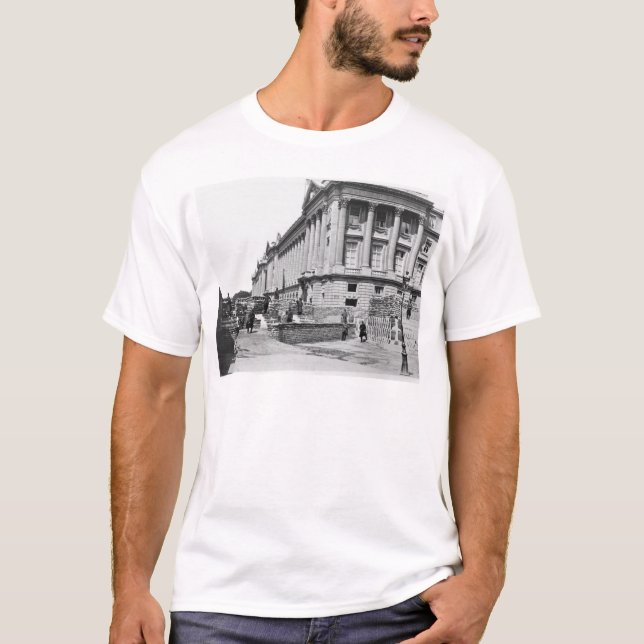 Camiseta Barricada durante a comuna de Paris (Frente)