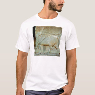 Camiseta Bas-alivio de um touro antropomórfico